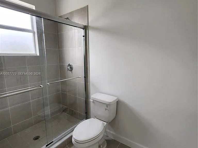 263 SE 11th Ct #0 — Photo 6