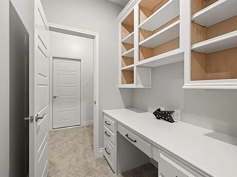 2037 Judge Fisk Ct — Photo 29