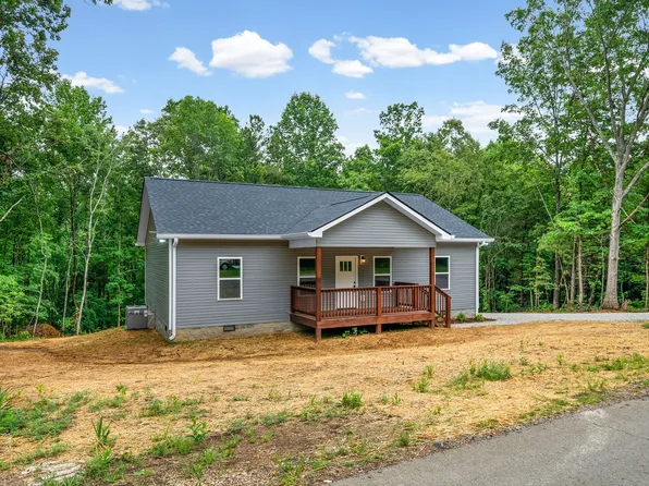 690 Brazzle Rd, Waverly, TN 37185