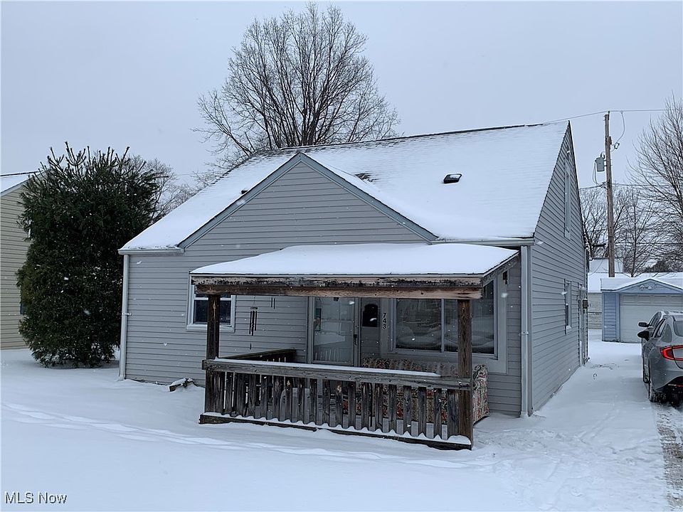 1st image of 743 E 347th St
