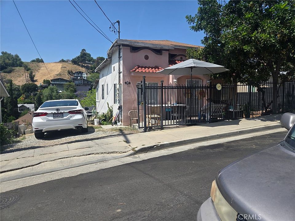 1st image of 523521 Clifton St