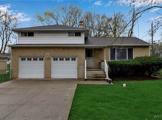 304 Frankhauser Rd, Williamsville, NY 14221