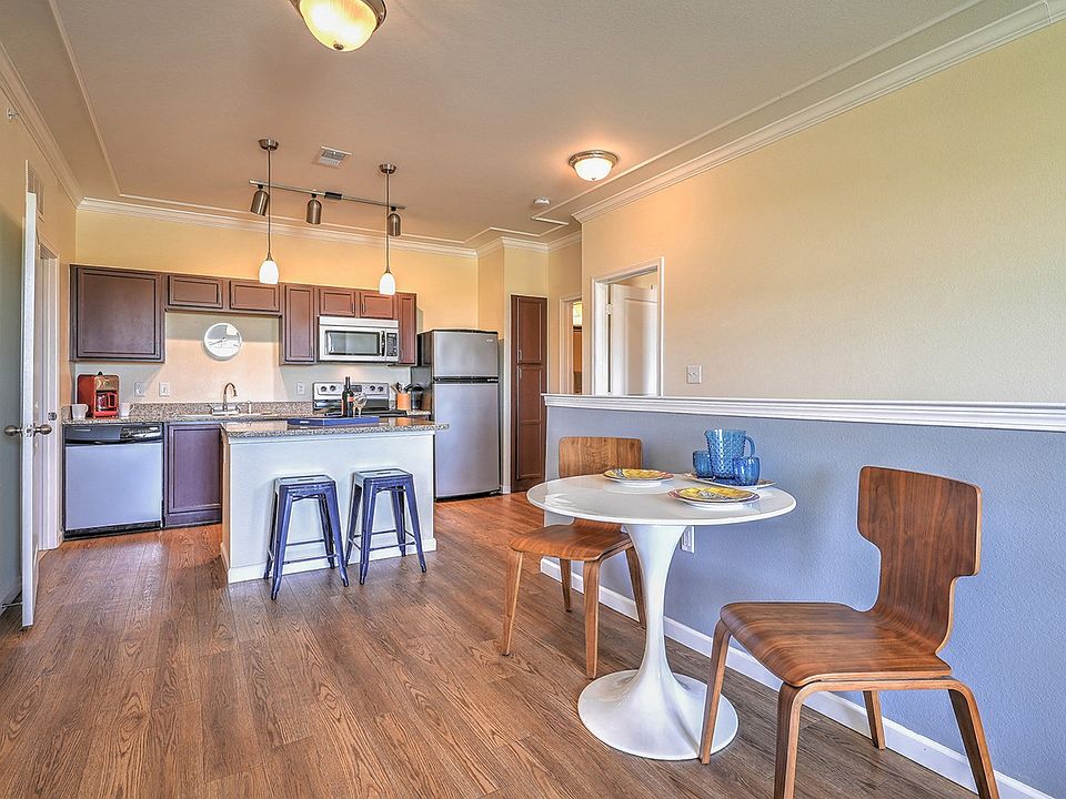 Lodge at Heritage Lakes 9100 Heritage Lakes Dr Lincoln NE Zillow