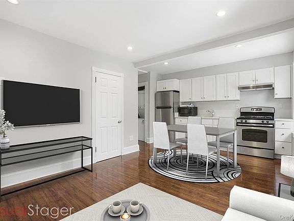 3rd image of 123 S Broadway #2B