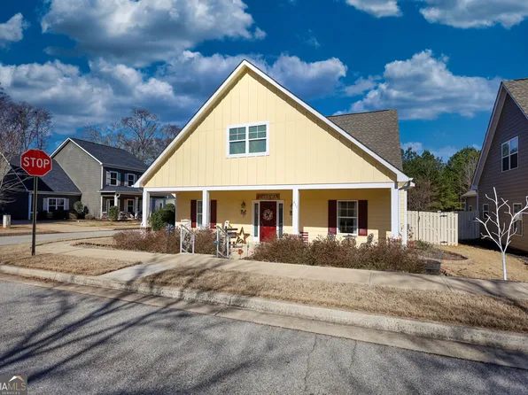 211 Tan Yard Rd, Social Circle, GA 30025