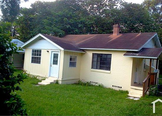 1st image of 37645 Hendley Ave