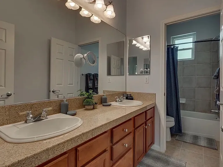 1698 Gemtown Dr — Photo 3