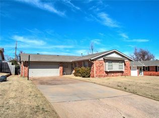 5621 NW 59th St, Warr Acres, OK 73122