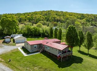 35 Doak Hensley Rd, Afton, TN 37616