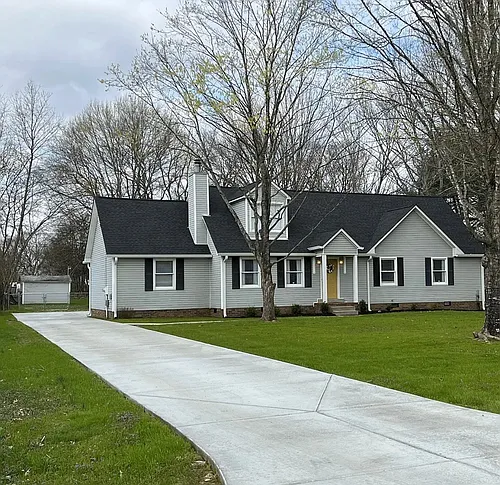 132 Fox Ridge Dr Photo 1