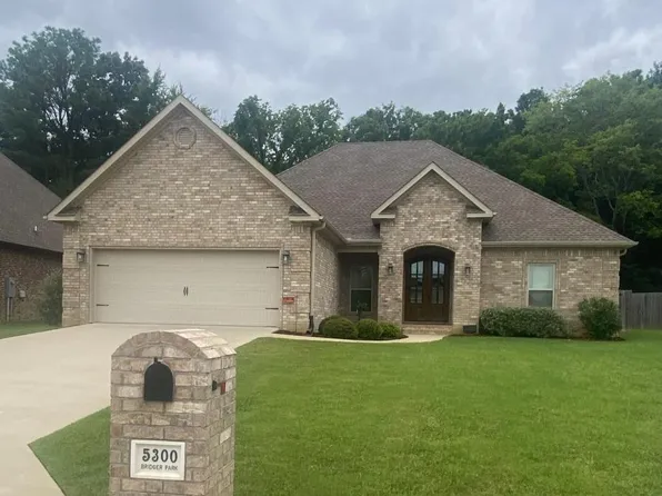 5300 Bridger Park Ct, Jonesboro, AR 72405