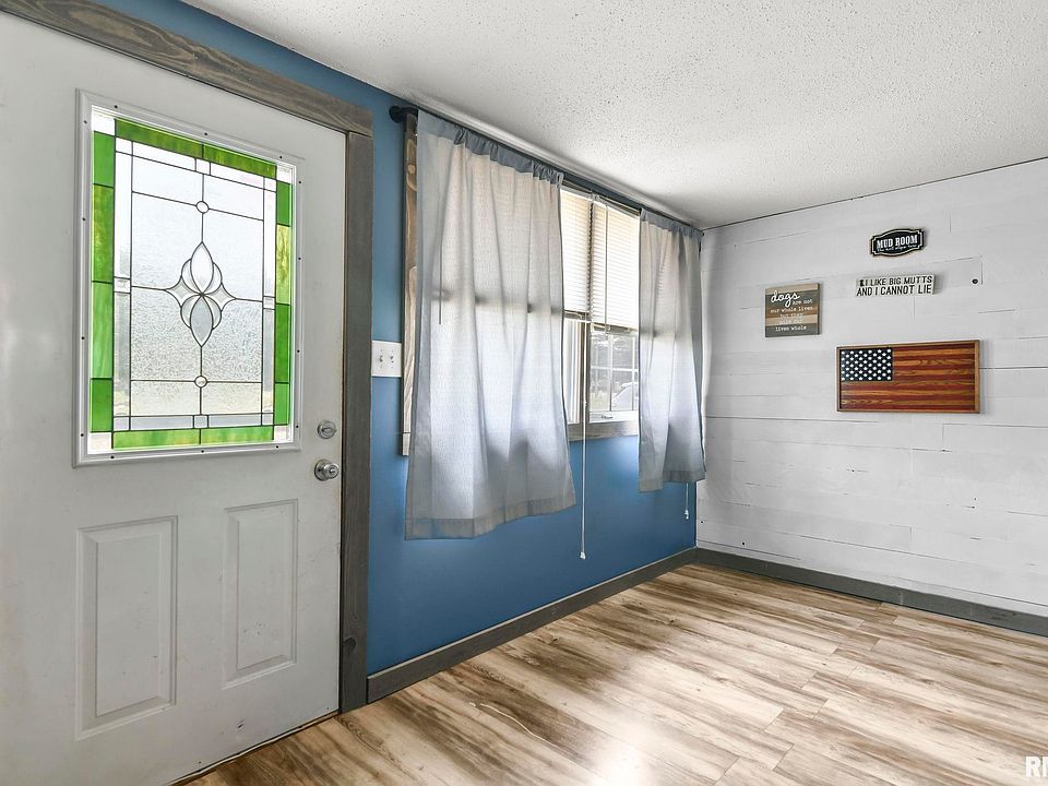 111 N Main St, Spaulding, IL 62561 Zillow