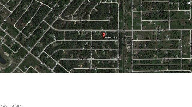 2nd image of 1069 Merry St E