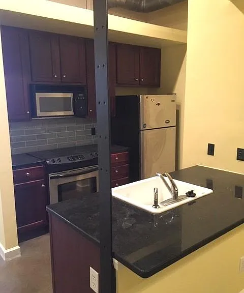 815 Porter St #111 — Photo 1