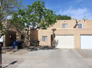 608 Bataan Dr SW, Albuquerque, NM 87121