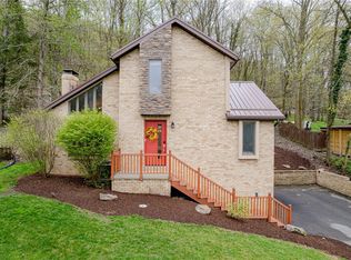 157 7th Street Ext, Trafford, PA 15085