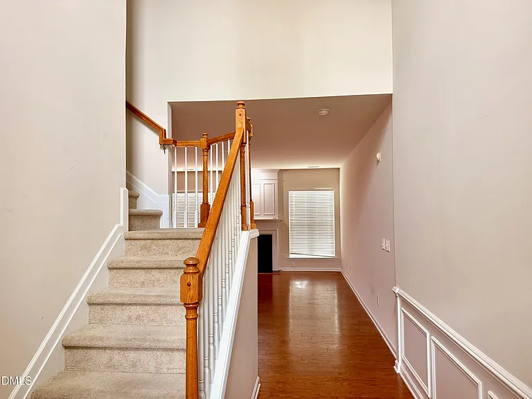 1004 Corwith Dr — Photo 13