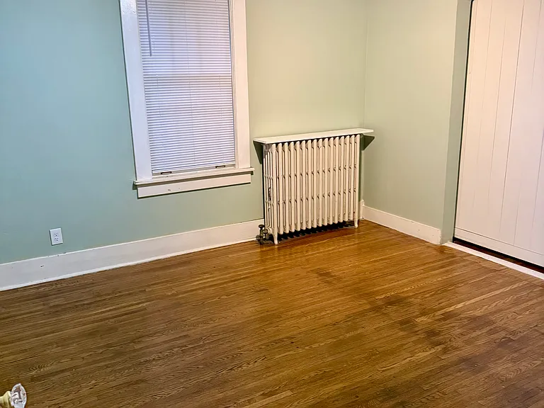 2100 University Cir — Photo 15