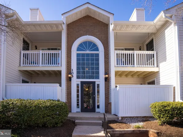105 Westwick Ct Unit 2, Sterling, VA 20165