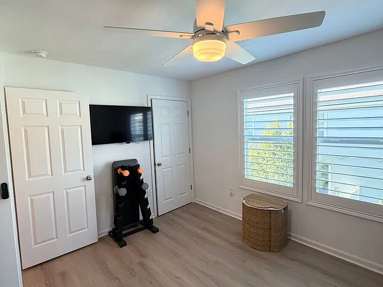 8326 Zenith Cir — Photo 20