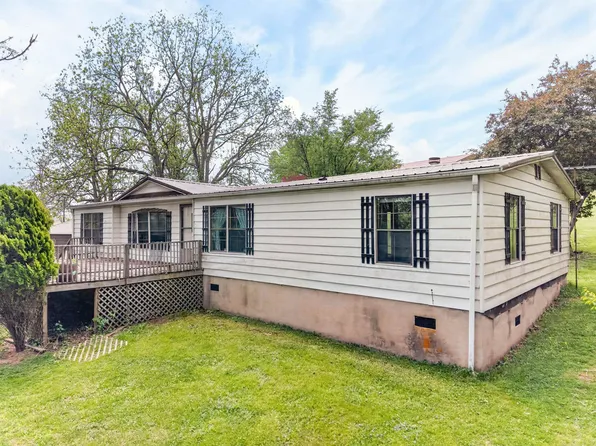 6135 Parrott Mountain Rd, Parrott, VA 24132