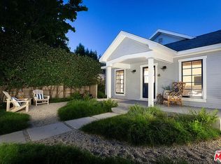 2334 Walnut Ave, Venice, CA 90291