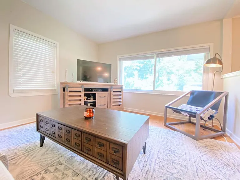 13147 Cleveland St — Photo 9