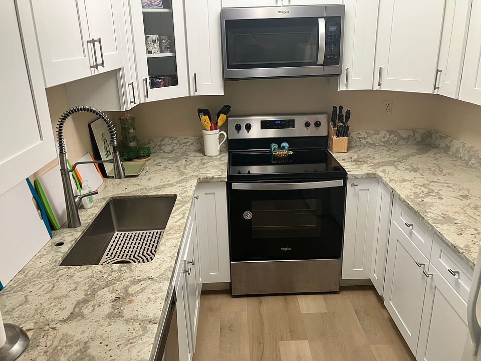 2nd image of 3240 Homestead Rd APT 2