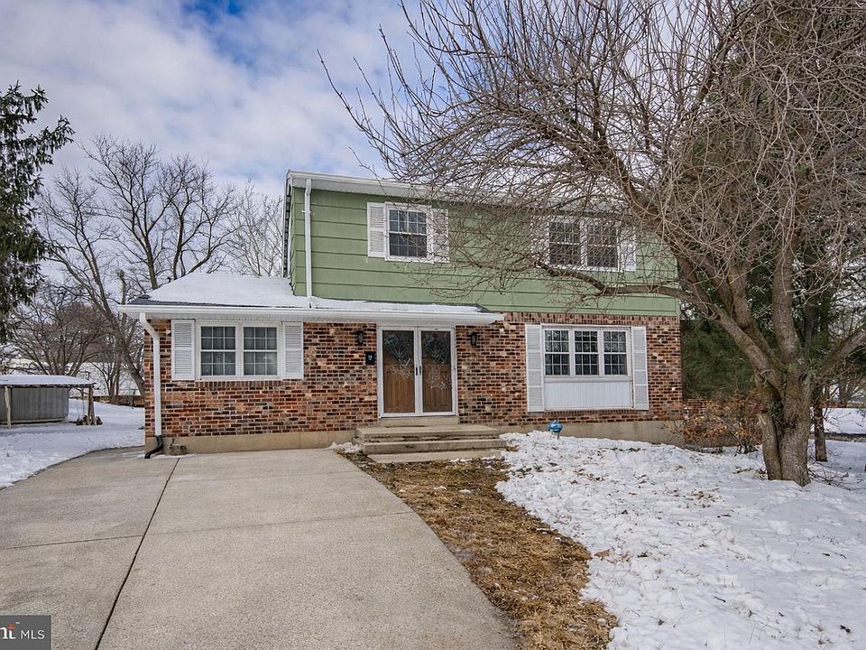 1st image of 5 Carlton Crest Ct