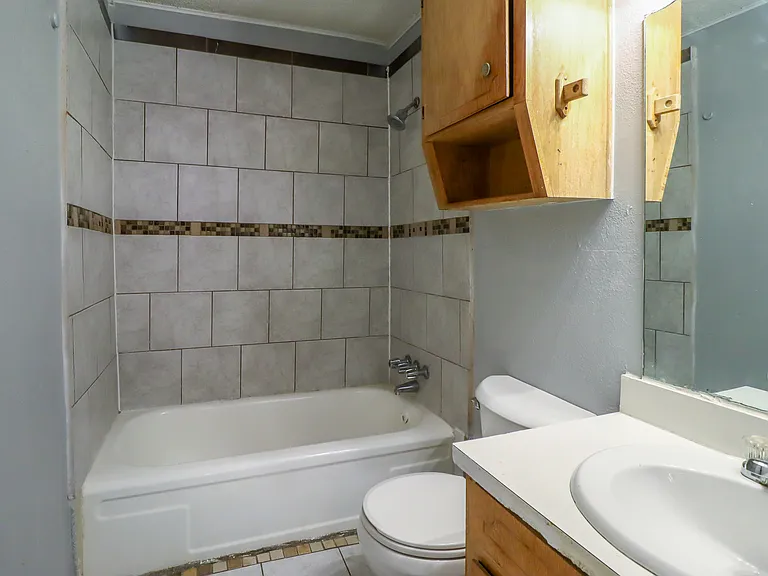 1309 Greenwood Ave — Photo 14