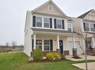 922 Summerlake Dr, Fort Mill, SC 29715