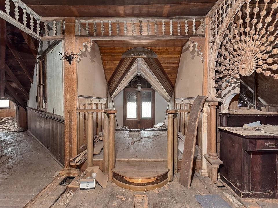 40th image of this home
