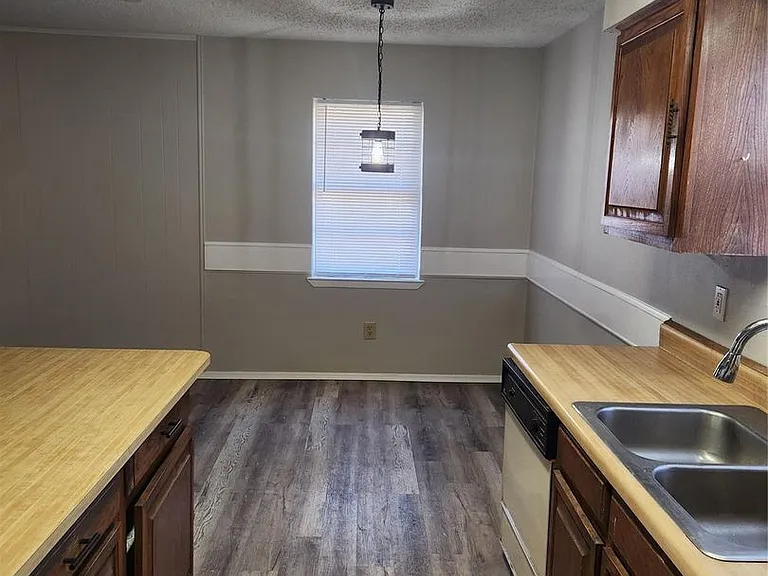 12419 Sparrow Ct — Photo 10