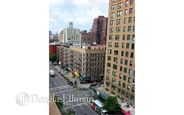 Rented by Douglas Elliman | media 15