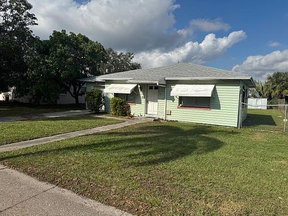2nd image of 1818 E Main St