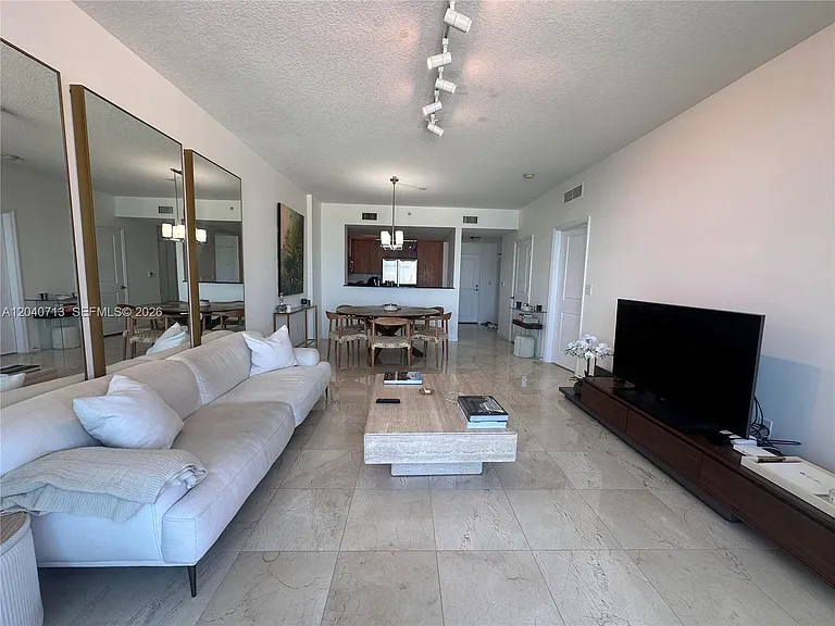 7900 Harbor Island Dr #1424 — Photo 12