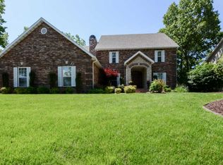 270 Country Bluff Dr, Branson, MO 65616