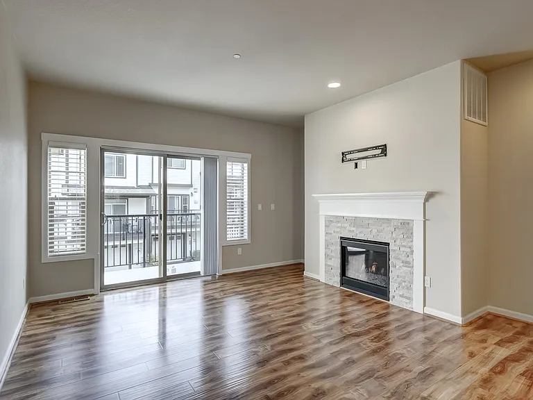 28510 SW Dundee Ln — Photo 5