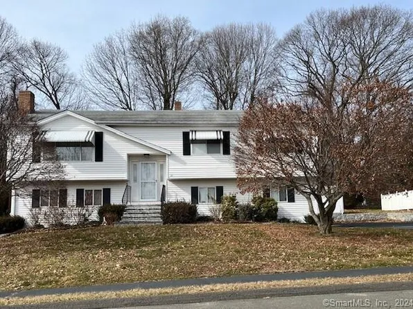 21 Osullivan Road, Derby, CT 06418