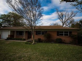 6913 Riviera Dr, North Richland Hills, TX 76180