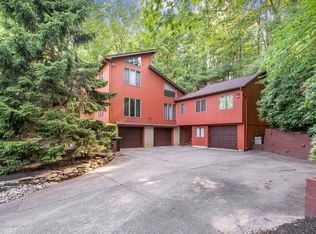 55 Telegraph Hill Rd, Holmdel, NJ 07733