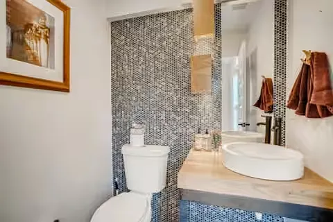 4035 N Quivas St — Photo 11