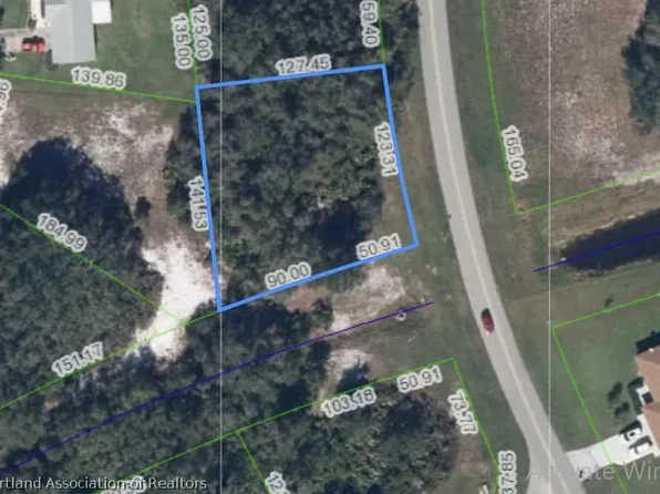 5609 Thunder Rd, Sebring, FL 33876