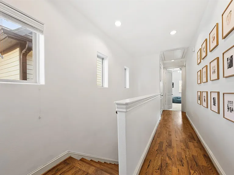 8758 Kempwood Dr — Photo 13