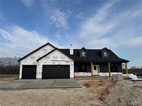 108 Hickory Heits Ct, Moscow Mills, MO 63362