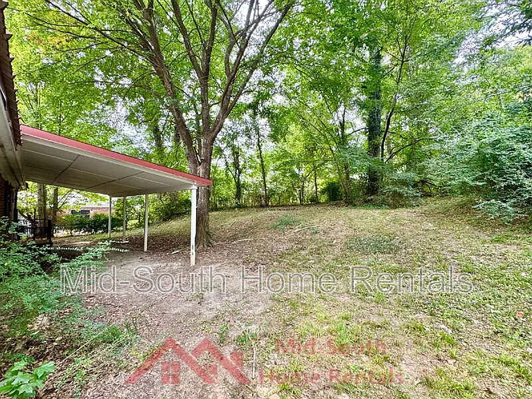 2050 Sharon Ln — Photo 17