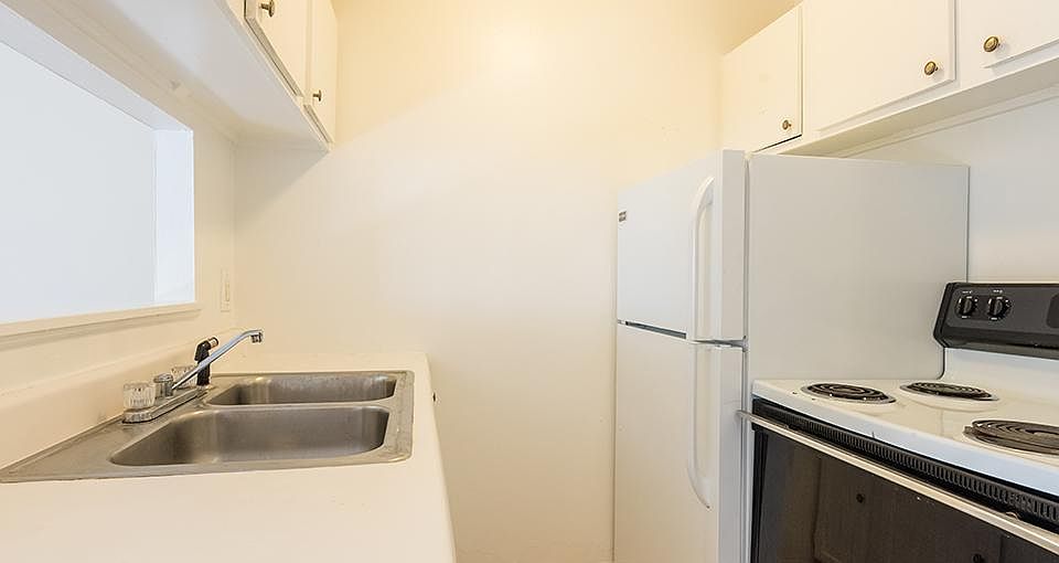 1st image of 17525 Madison Ave #Z960c1w50