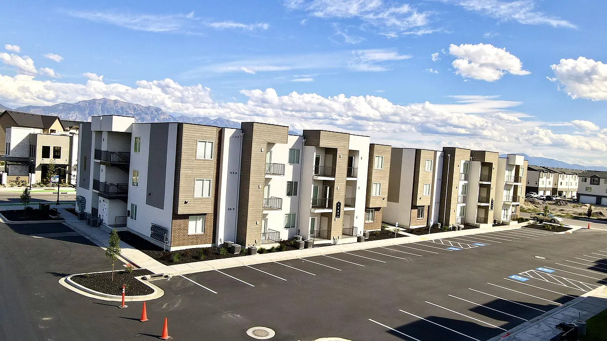 Building Photo - 1107 S 250 W #107