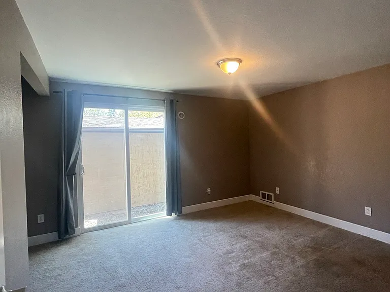 649 Bavarian Ln SE — Photo 15