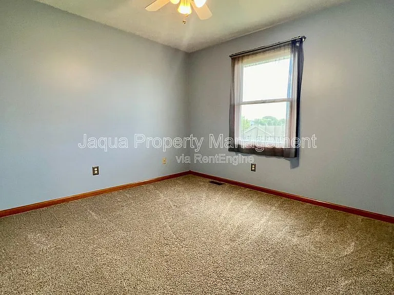 53641 Rolling Meadow Blvd — Photo 13